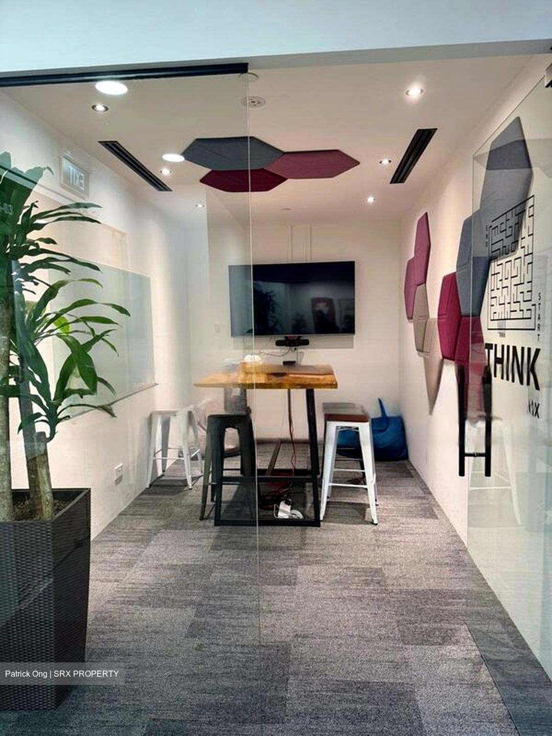 Robinson 112 (D1), Office #459231171